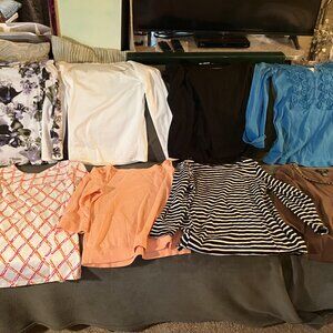 Lot Of 8 Women’s Small Long Sleeve Jersey TOPS / SHIRTS, Multiple Brands, XS - S